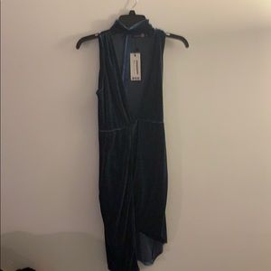 Velvet sleeveless dress